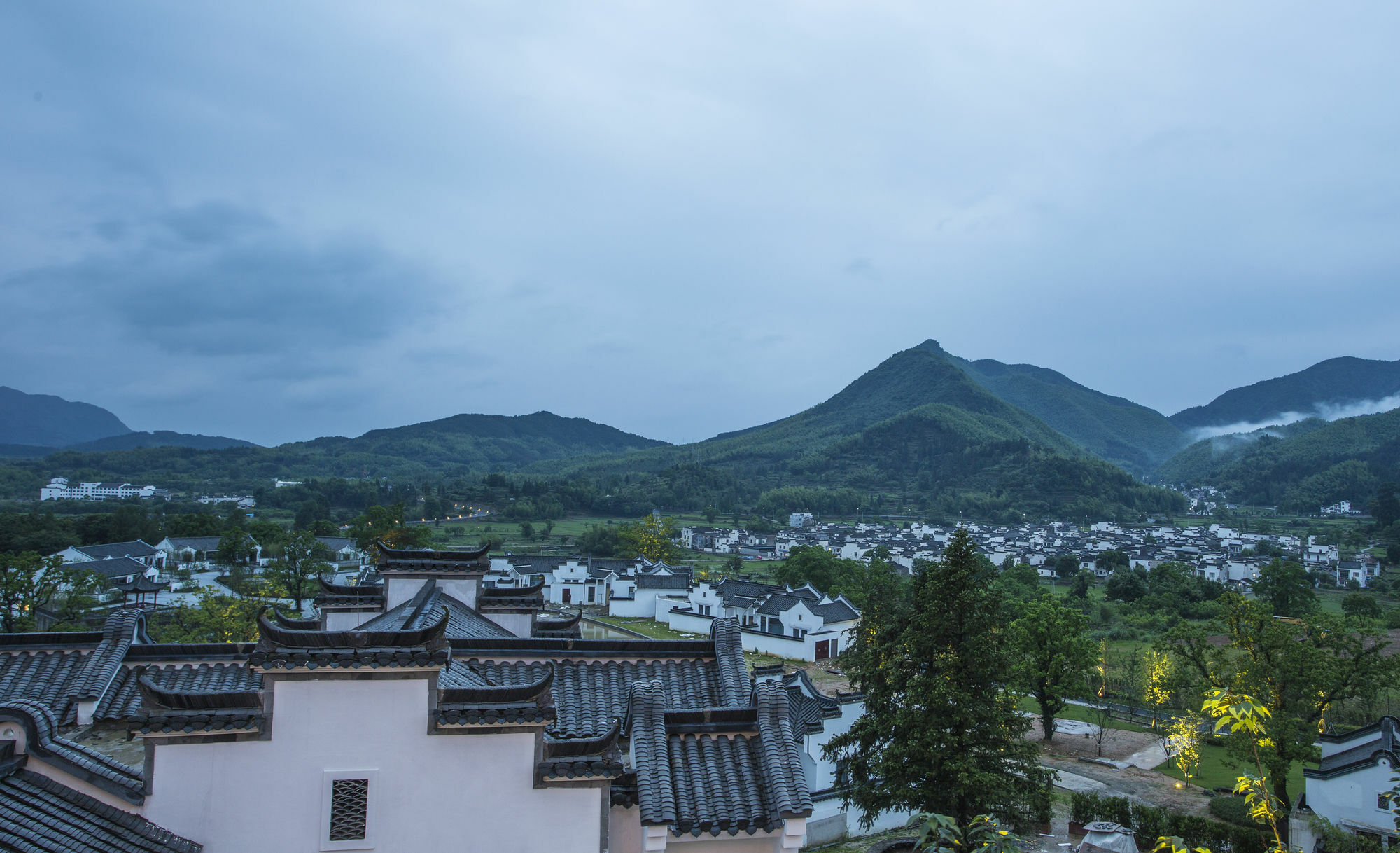 Banyan Tree Hotel Huangshan-The Ancient Charm Of Huizhou, A Paradise Exterior foto